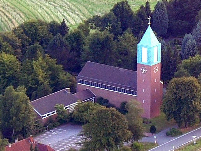 Kirche und Gemeindehaus Laar